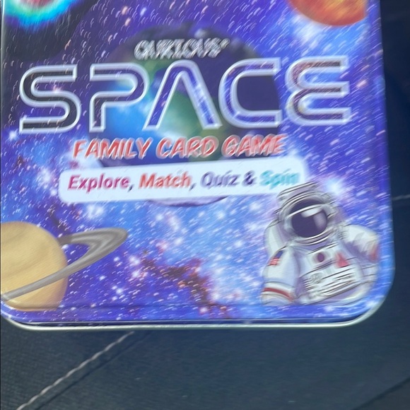 Qurious Space Family Card Game - Picture 1 of 2